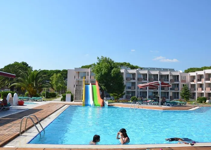 Otel Ra Küçükkuyu
