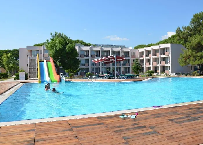 Ra Otel Küçükkuyu